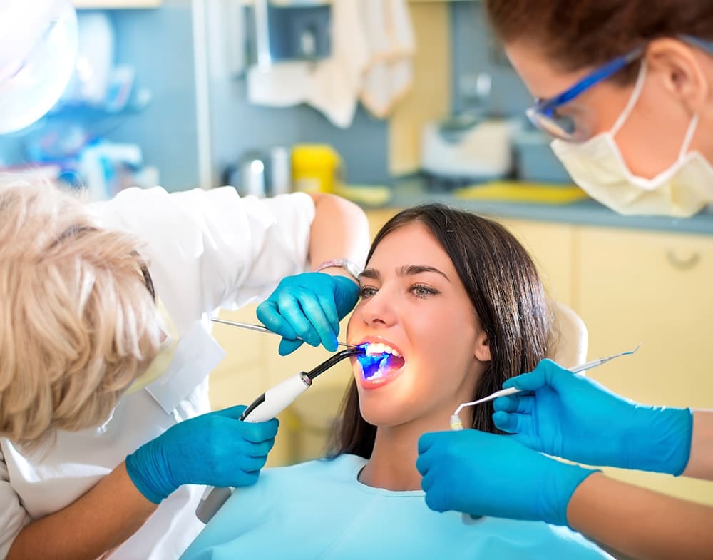 What Is An Oral And Maxillofacial Dentist And What Do They Do